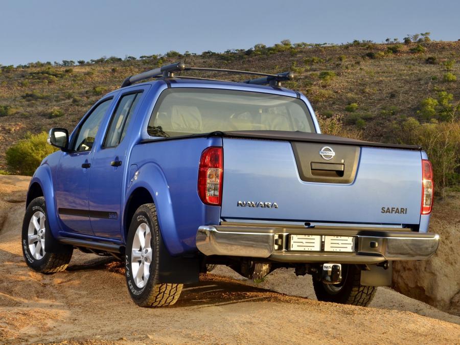  Nissan Navara Safari 2013 года  (фото 9 из 10)